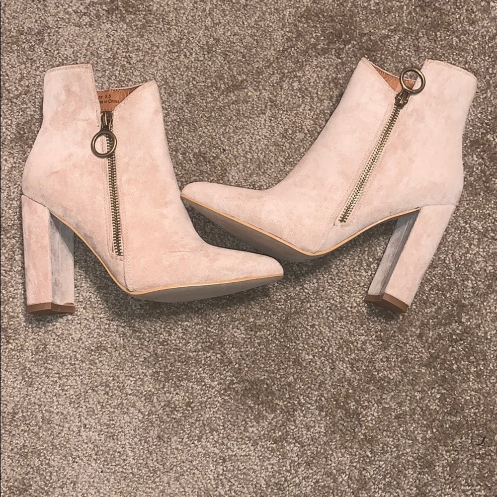 Booties💕✨ - Picture 3 of 4